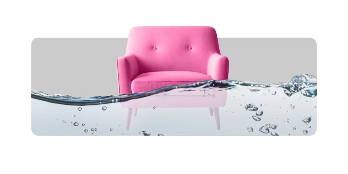 Drijvende stoel in water